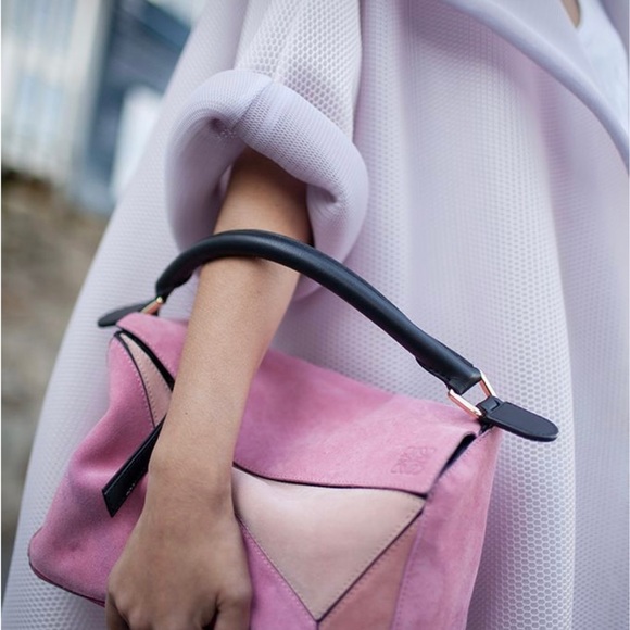 LOEWE Medium Suede Puzzle Bag - Picture 9 of 9